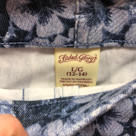 Floral Print Blue Jeans Stretchy & Comfortable - Picture 3 of 4